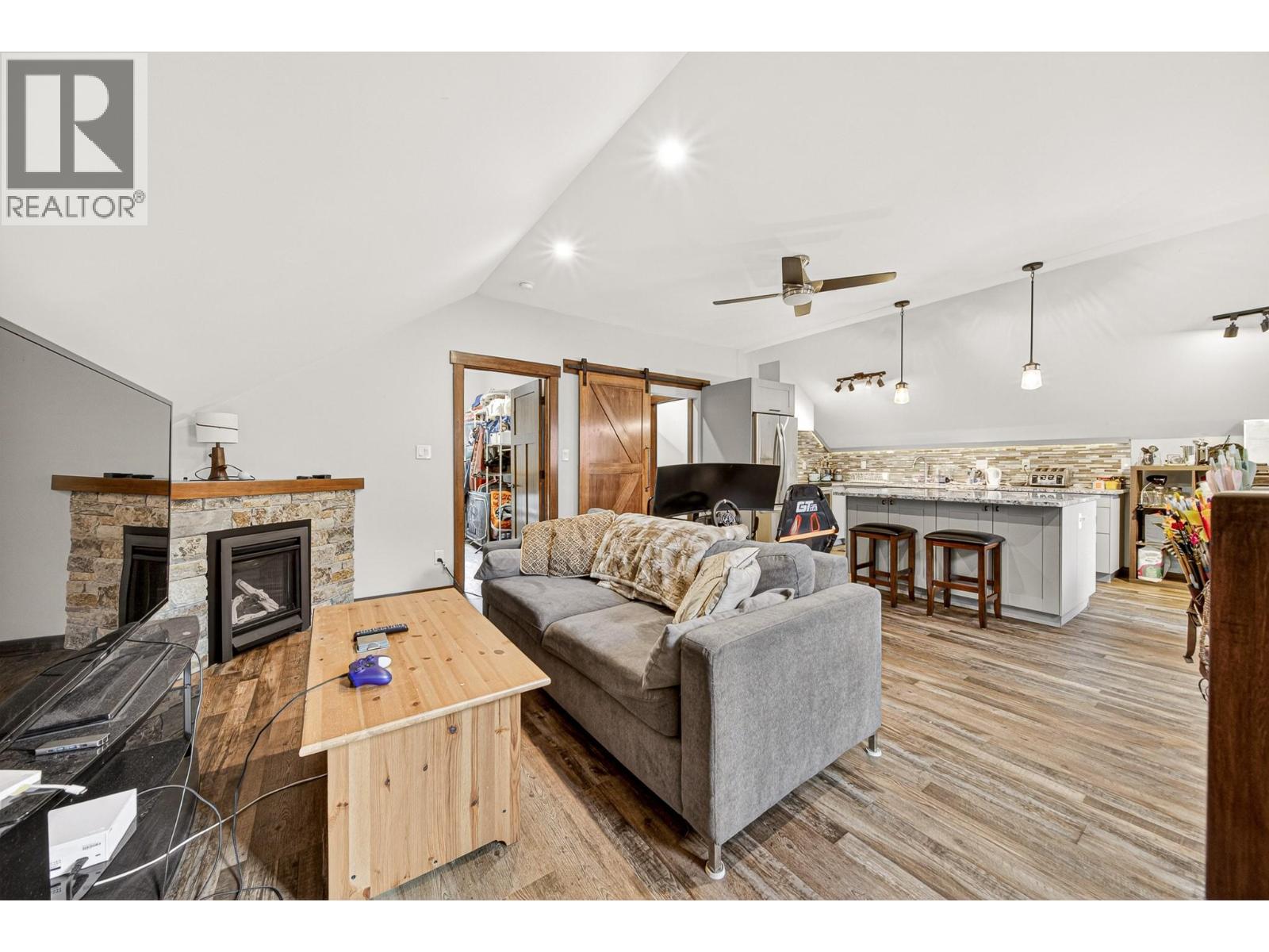19 Alpine Trail Crescent, Fernie, British Columbia  V0B 1M5 - Photo 46 - 10383898