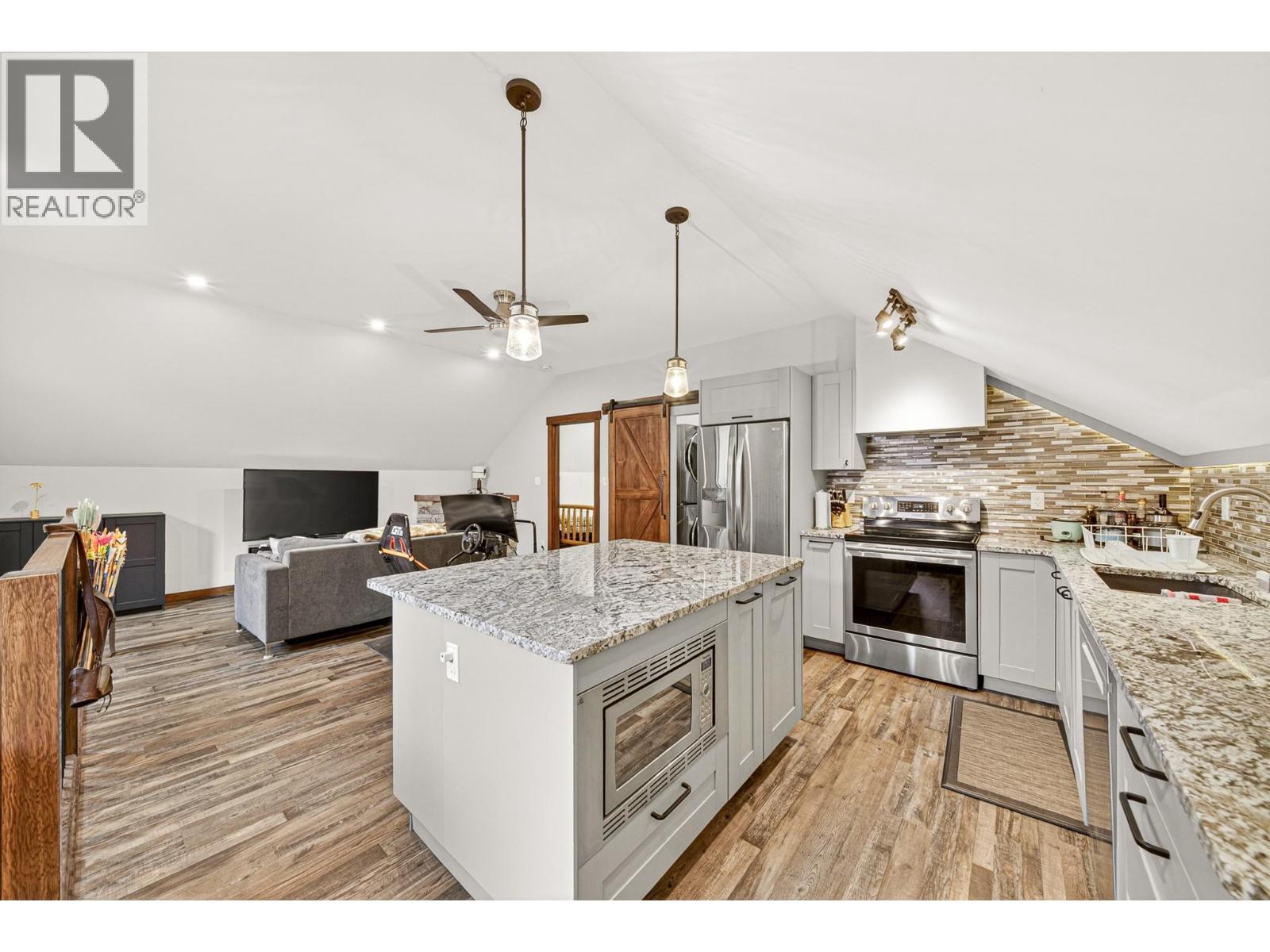 19 Alpine Trail Crescent, Fernie, British Columbia  V0B 1M5 - Photo 48 - 10383898