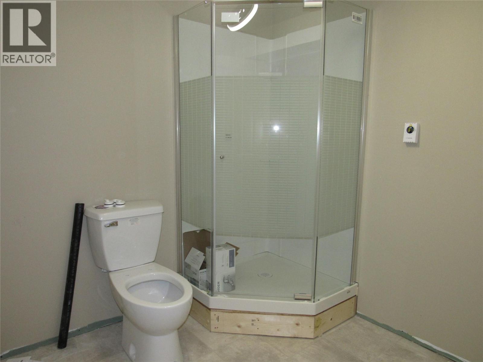 2565 3a Highway, Castlegar, British Columbia  V1N 4P5 - Photo 13 - 10382833