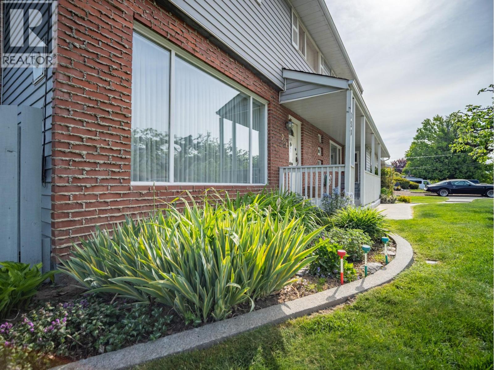 751 Ridgeview Terrace, Kamloops, British Columbia  V2B 4G8 - Photo 7 - 10385911