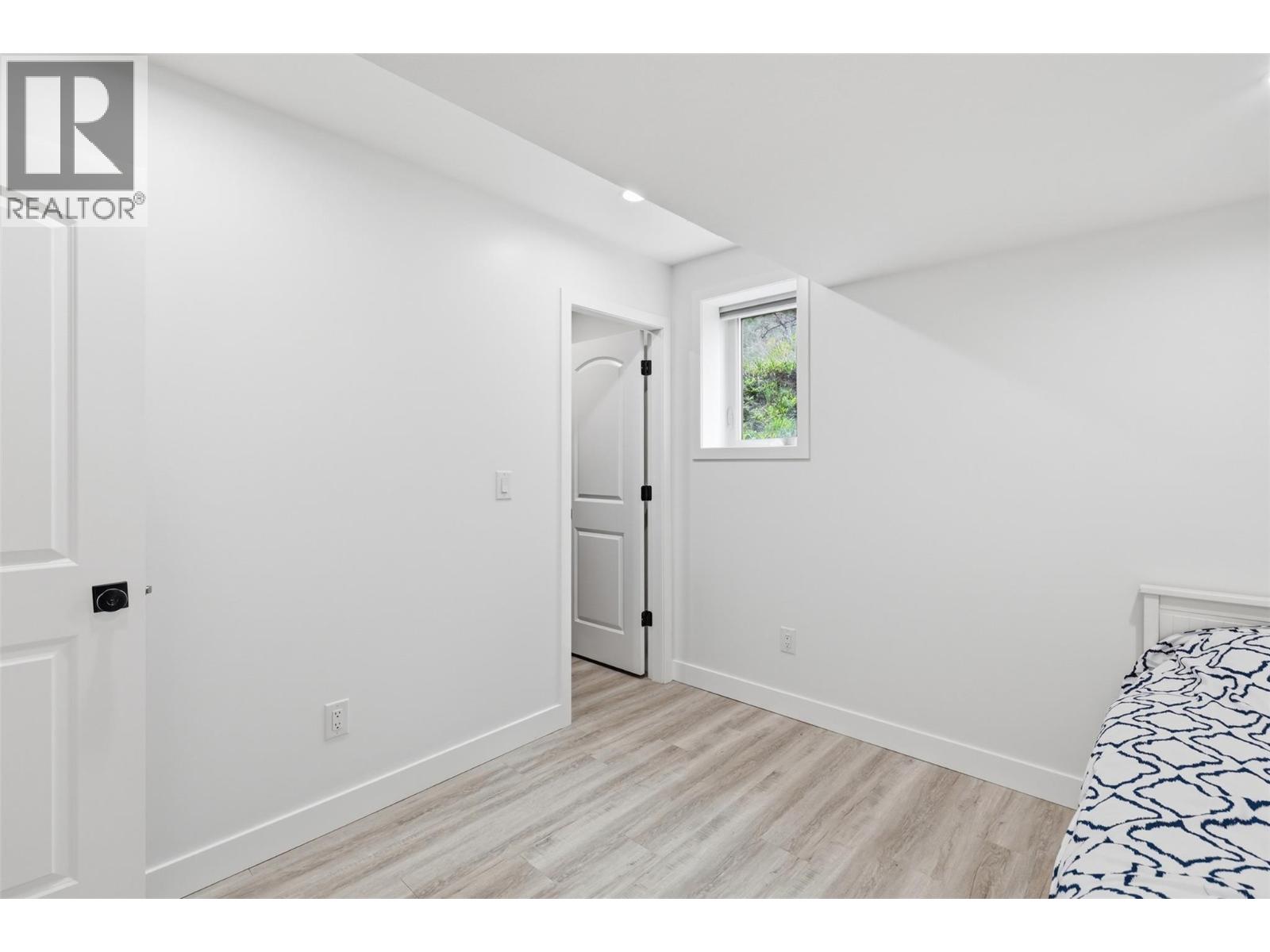 2001 Hugh Allan Drive, Kamloops, British Columbia  V1S 2B6 - Photo 68 - 10375682