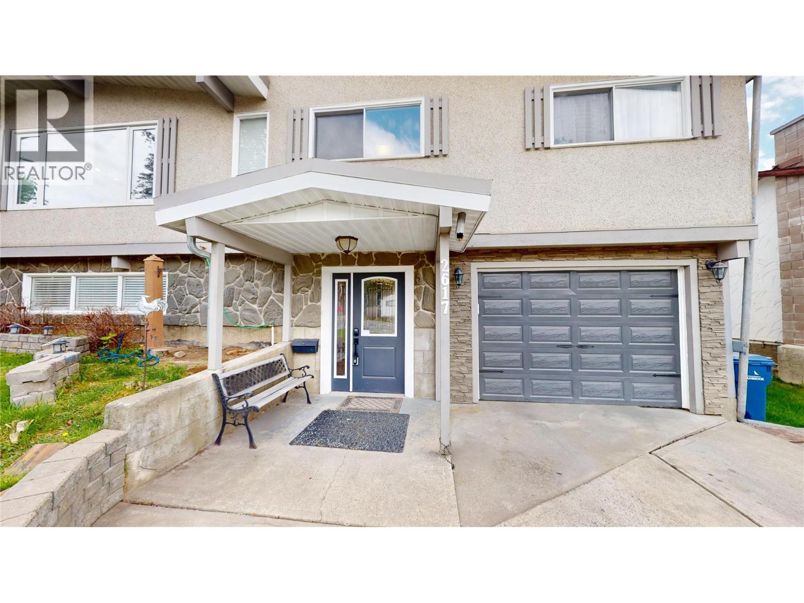 2617 2nd Street S, Cranbrook, British Columbia  V1C 1E3 - Photo 2 - 10385791