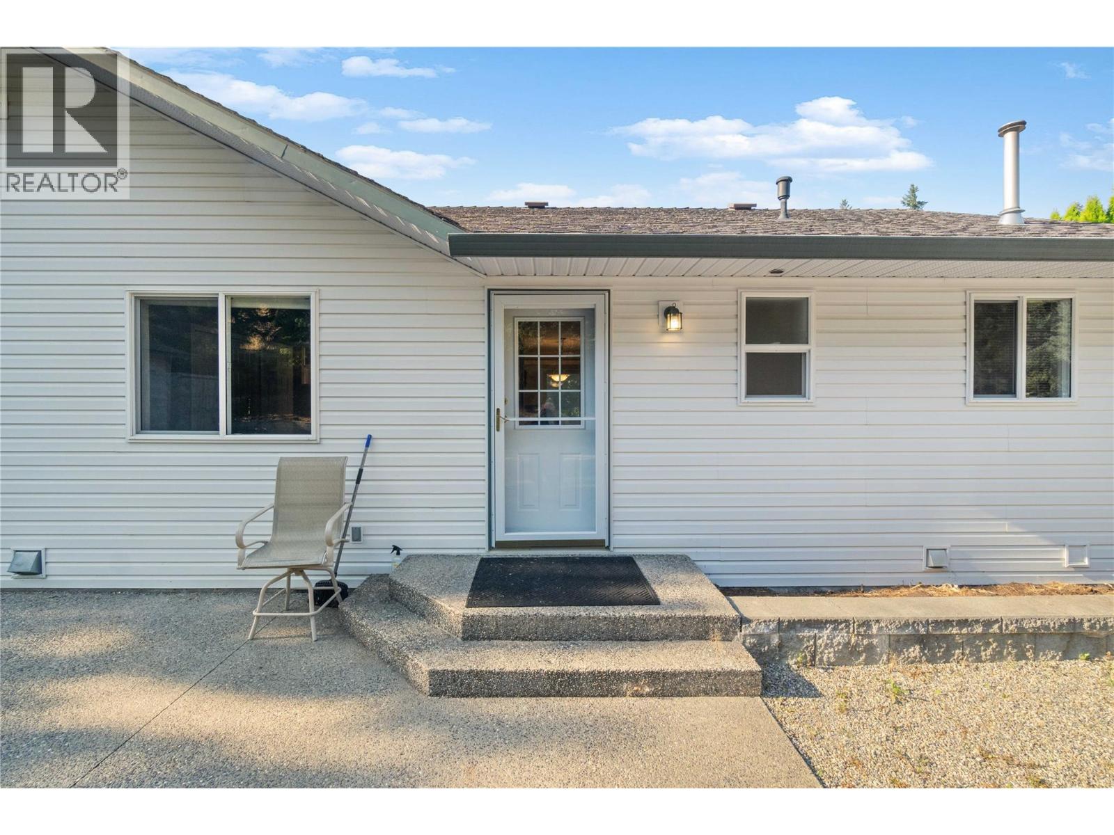 760 Mobley Road, Tappen, British Columbia  V0E 2X1 - Photo 30 - 10381937