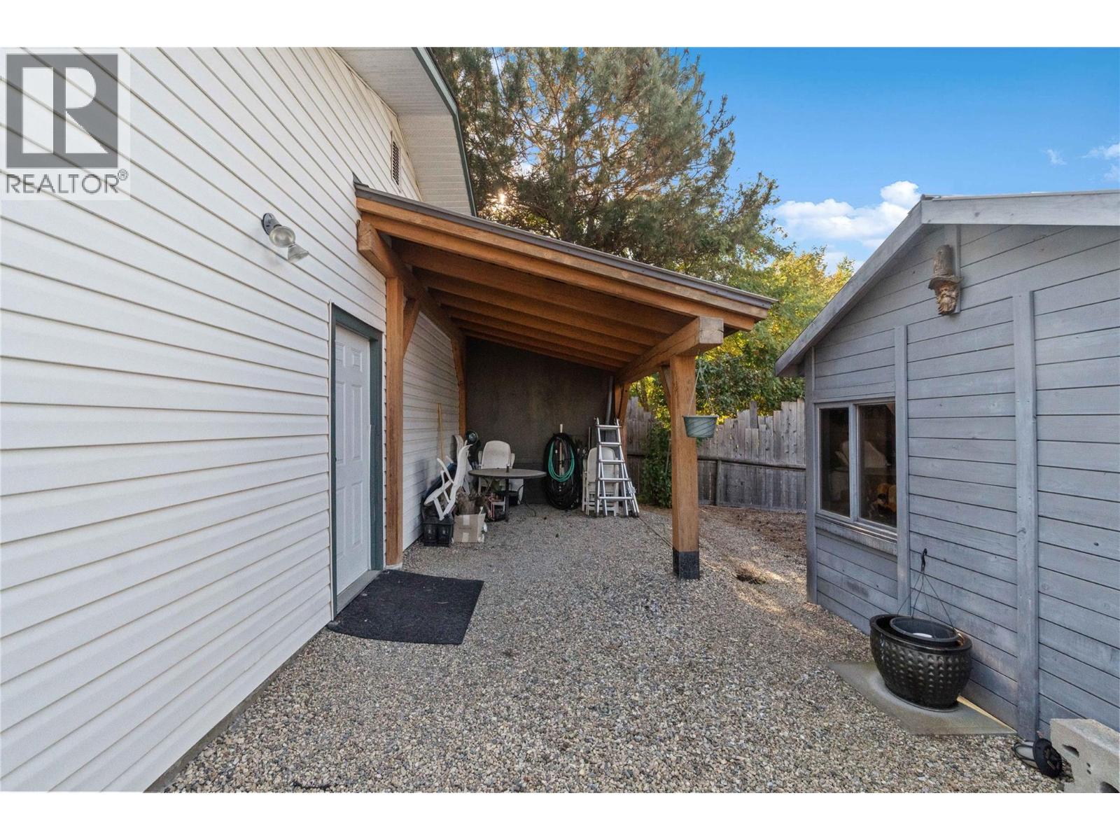 760 Mobley Road, Tappen, British Columbia  V0E 2X1 - Photo 31 - 10381937