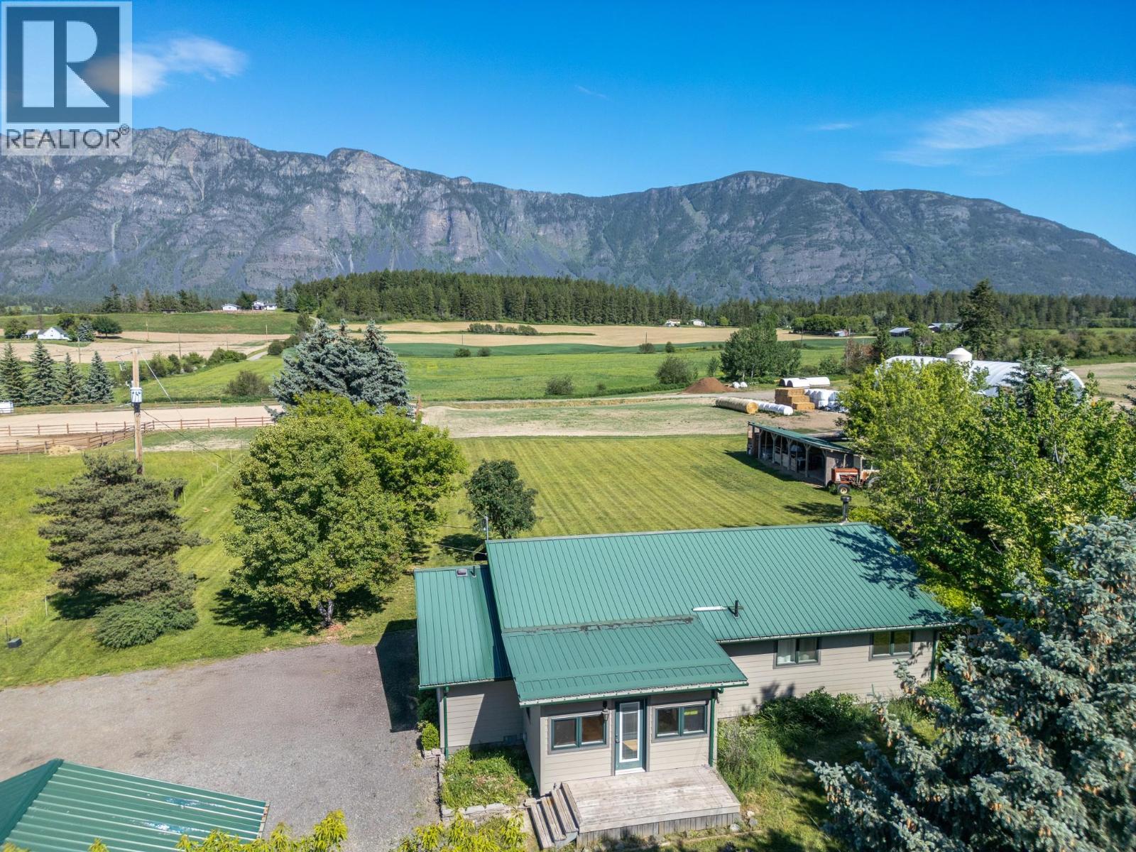 2315 16th Street, Lister, British Columbia  V0B 1G2 - Photo 4 - 10385645