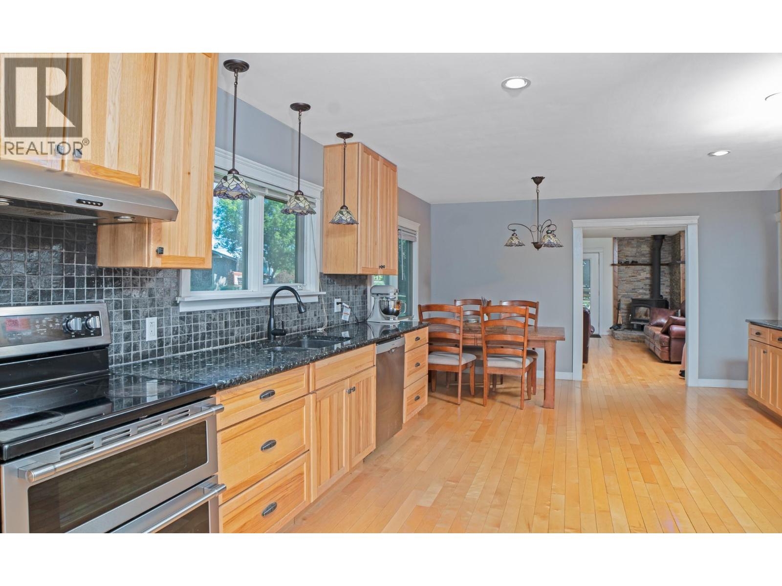 2315 16th Street, Lister, British Columbia  V0B 1G2 - Photo 8 - 10385645