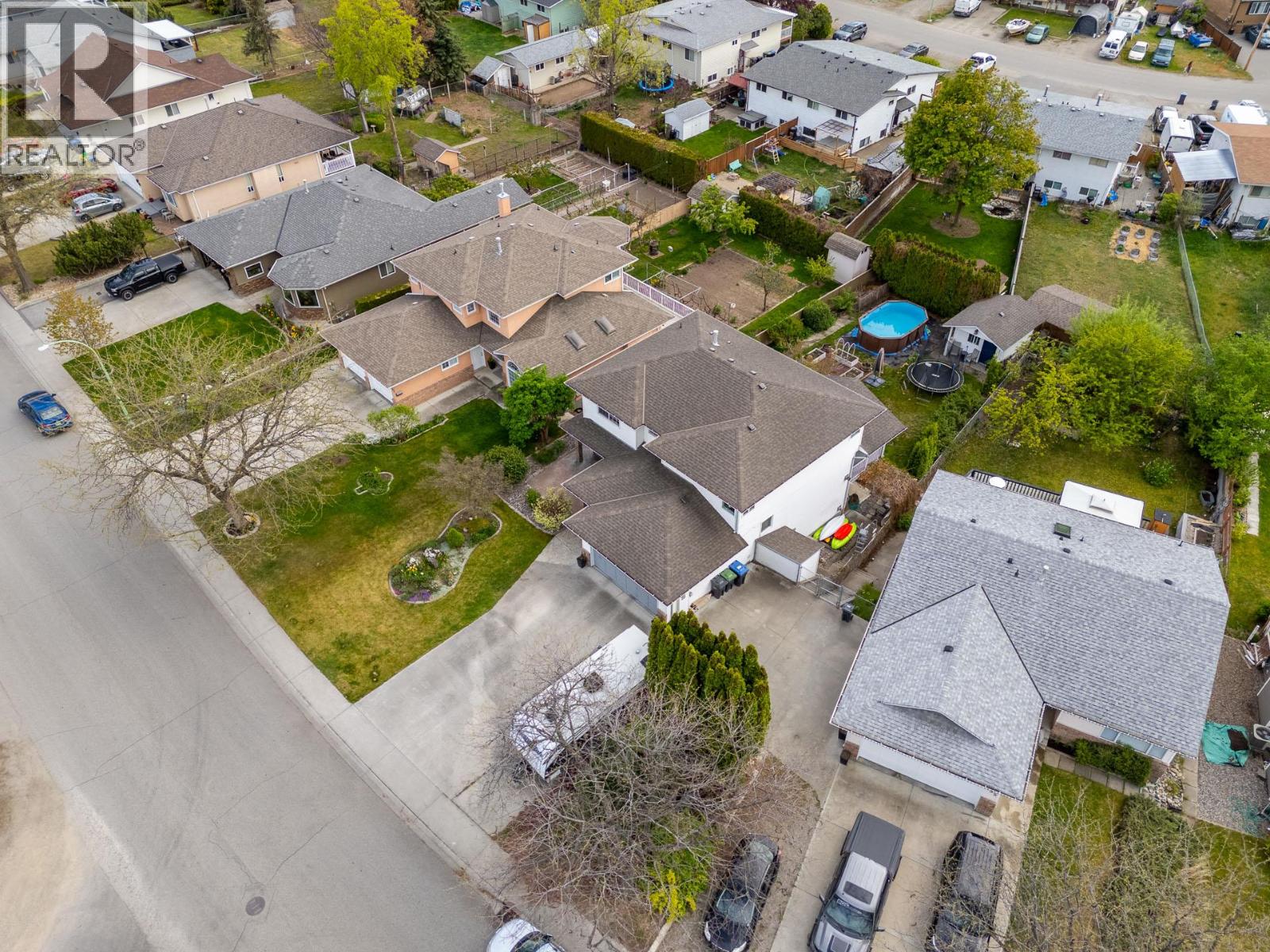 845 Hollydell Road, Kelowna, British Columbia  V1X 1L6 - Photo 59 - 10385673