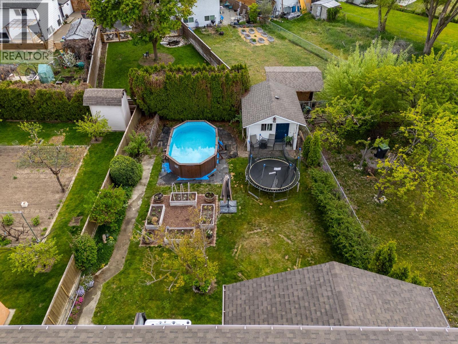 845 Hollydell Road, Kelowna, British Columbia  V1X 1L6 - Photo 60 - 10385673