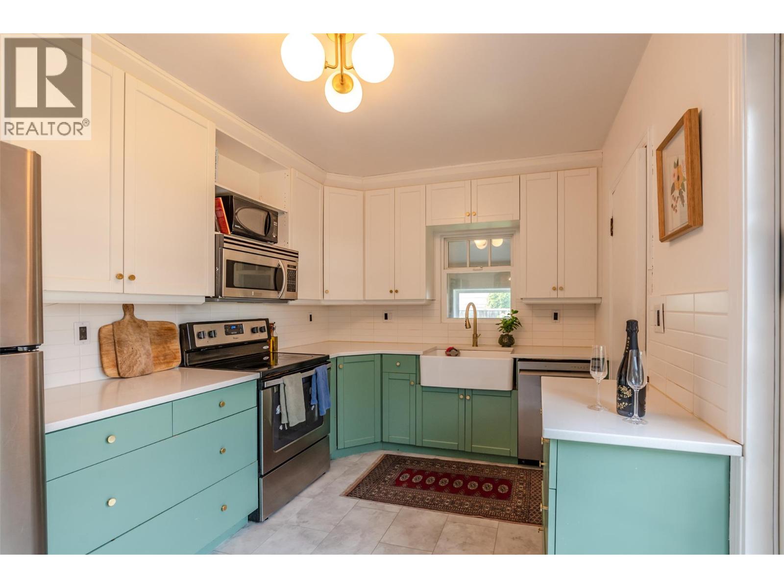 1045 Manitoba Street, Penticton, British Columbia  V2A 4Z8 - Photo 5 - 10385932