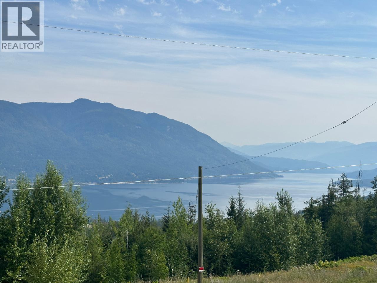 4652 Rose Crescent, eagle bay, British Columbia