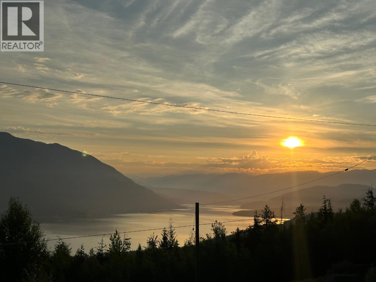 4652 Rose Crescent, Eagle Bay, British Columbia  V0E 1T0 - Photo 2 - 10385922