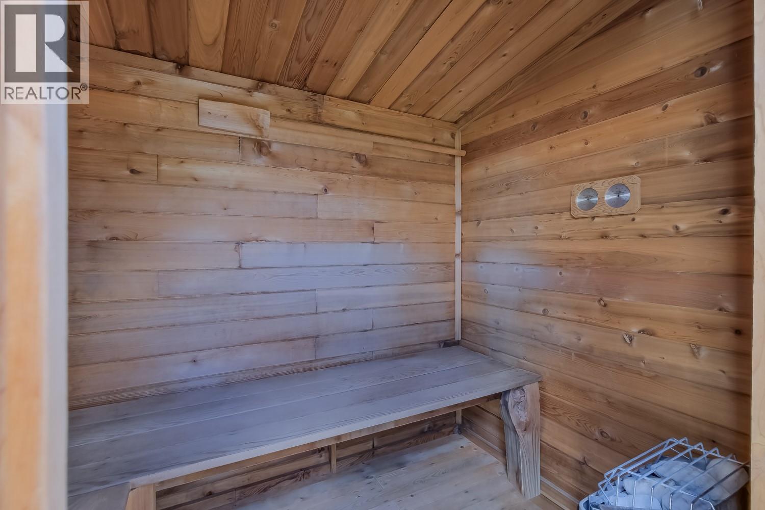 11420 Darlene Road, Lake Country, British Columbia  V4V 1Y4 - Photo 54 - 10385737