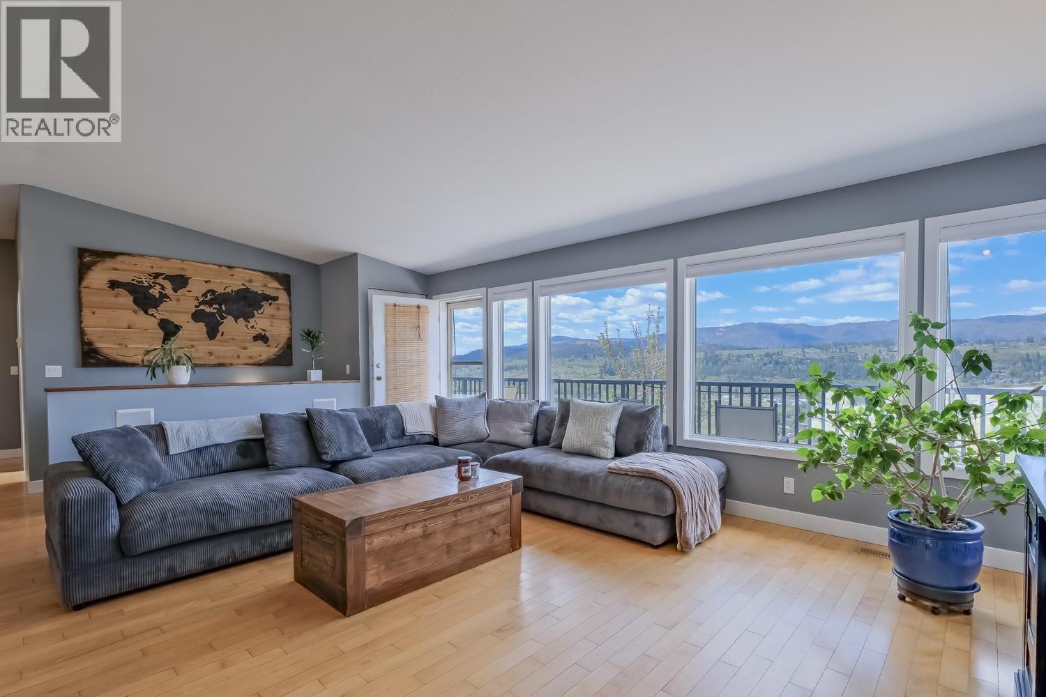 11420 Darlene Road, Lake Country, British Columbia  V4V 1Y4 - Photo 6 - 10385737
