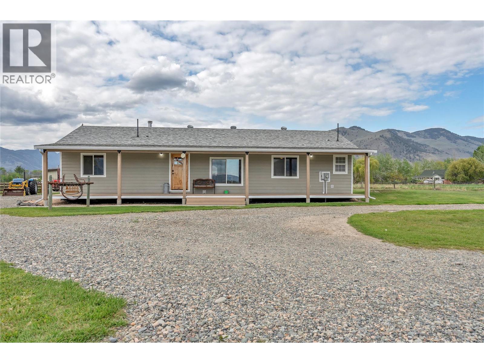 1911 Stewart Road, Cawston, British Columbia  V0X 1C1 - Photo 3 - 10385915
