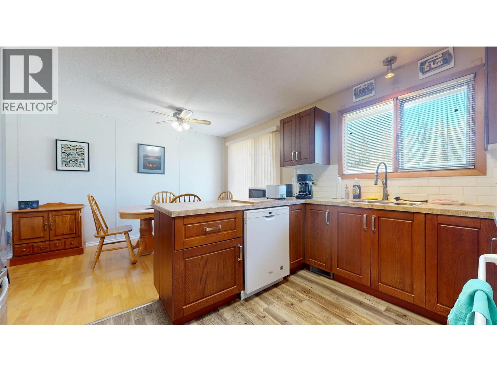 2724 2b Street S, Cranbrook, British Columbia  V1C 5G2 - Photo 12 - 10385375