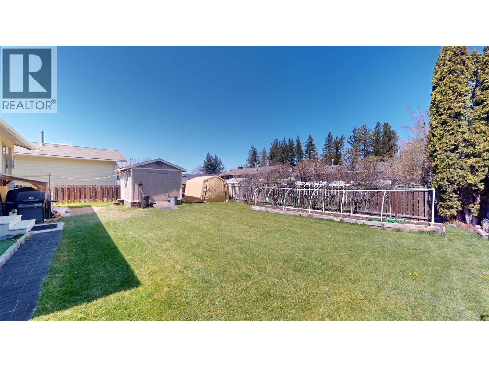2724 2b Street S, Cranbrook, British Columbia  V1C 5G2 - Photo 36 - 10385375