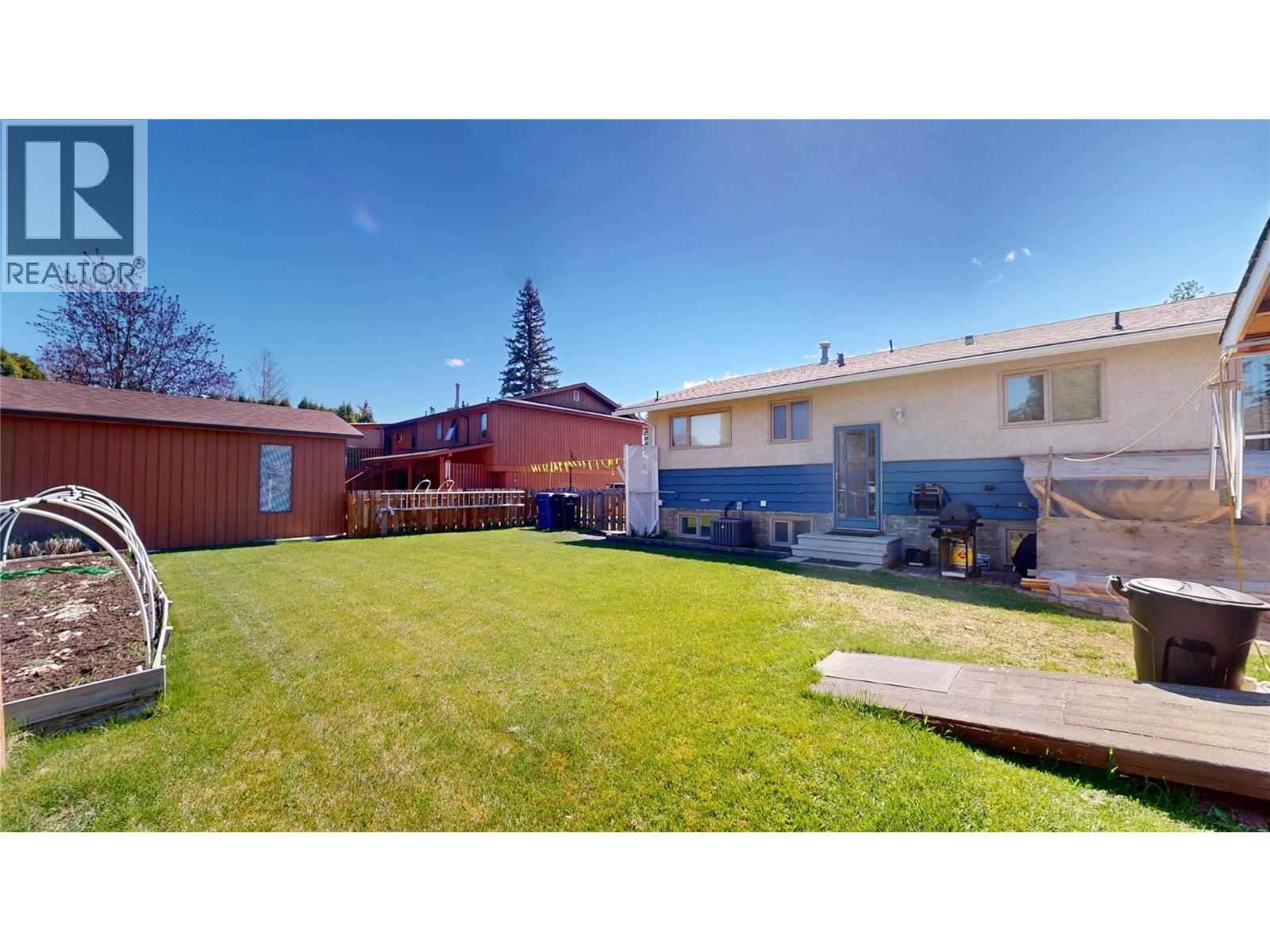 2724 2b Street S, Cranbrook, British Columbia  V1C 5G2 - Photo 38 - 10385375