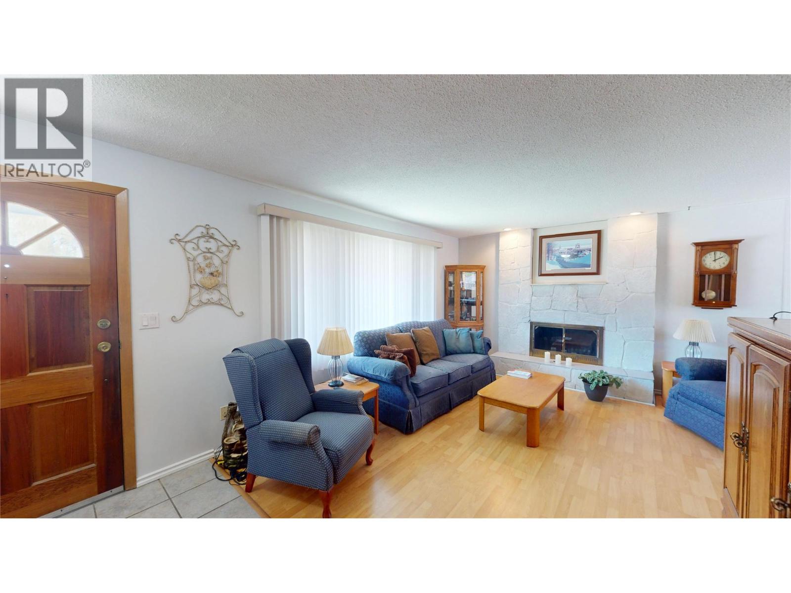 2724 2b Street S, Cranbrook, British Columbia  V1C 5G2 - Photo 5 - 10385375