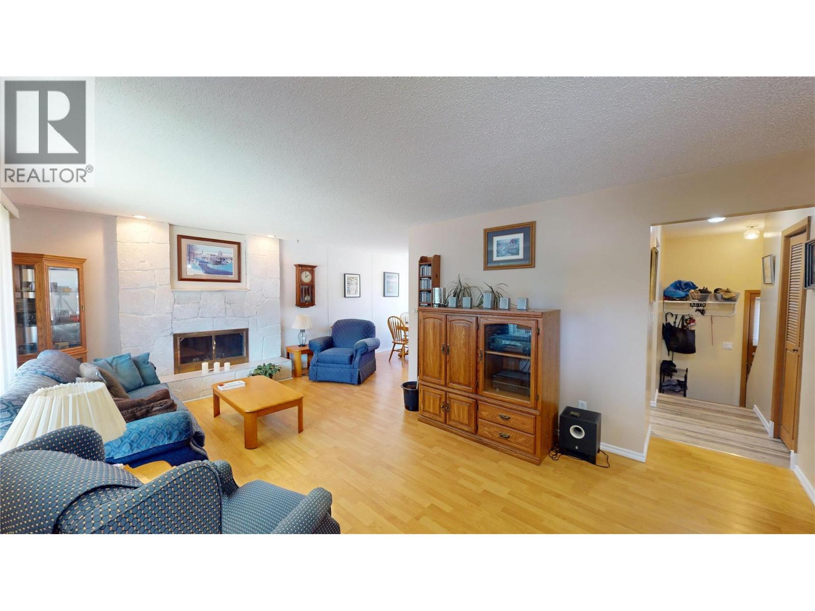 2724 2b Street S, Cranbrook, British Columbia  V1C 5G2 - Photo 7 - 10385375