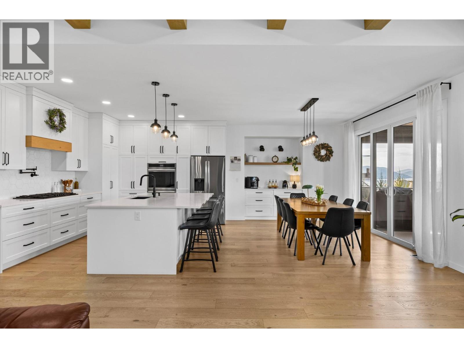 926 Mt Griffin Road, Vernon, British Columbia  V1B 0A5 - Photo 6 - 10385853