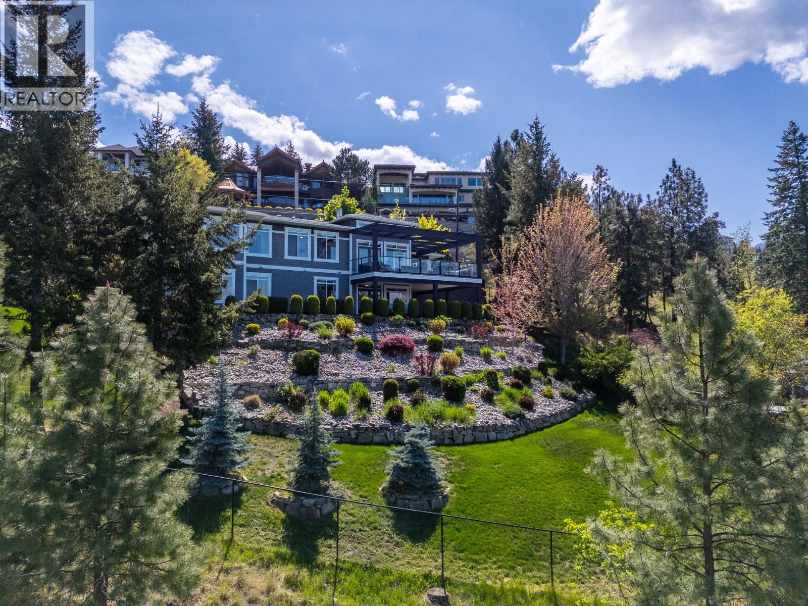 421 Edgemont Court, Kelowna, British Columbia  V1W 2Z4 - Photo 4 - 10384316