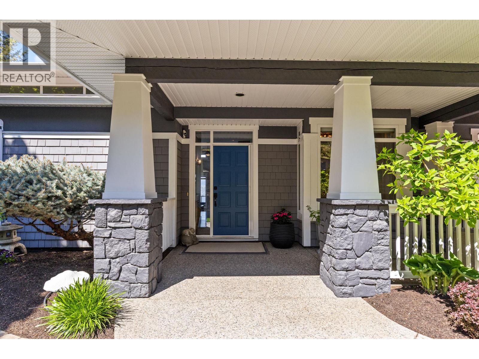 421 Edgemont Court, Kelowna, British Columbia  V1W 2Z4 - Photo 8 - 10384316
