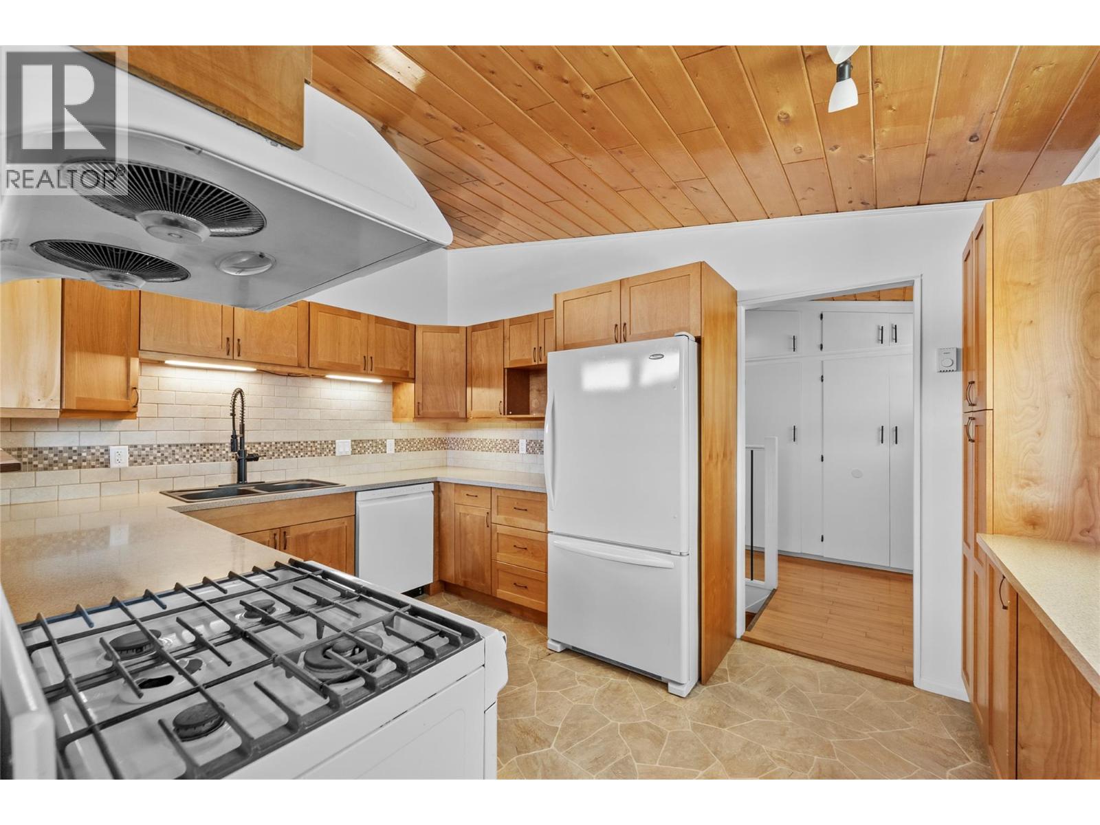 803 Cariboo Crescent, Ashcroft, British Columbia  V0K 1A0 - Photo 9 - 10385870