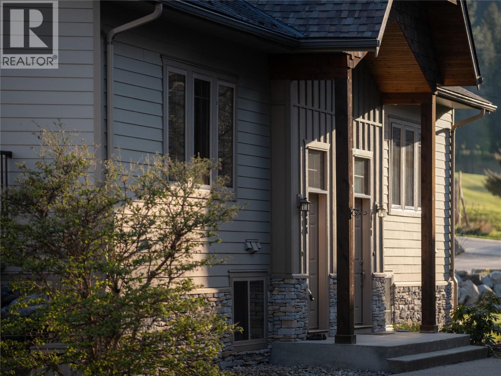 1901 Choquette Avenue Unit# 404, nelson, British Columbia