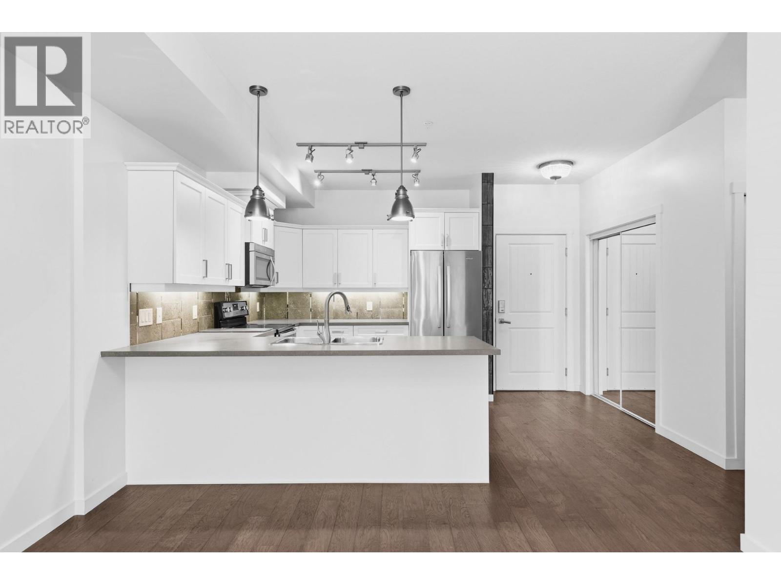 3733 Casorso Road Unit# 103, Kelowna, British Columbia  V1W 5E3 - Photo 2 - 10385139