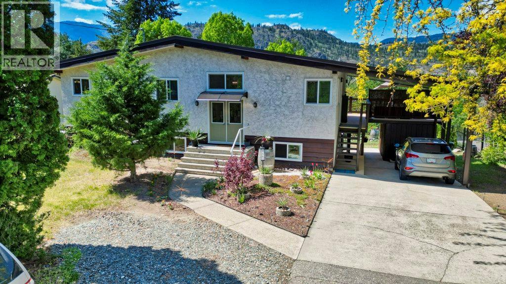 7562 Crest-A-Way Road, Oliver, British Columbia  V0H 1T2 - Photo 7 - 10384937