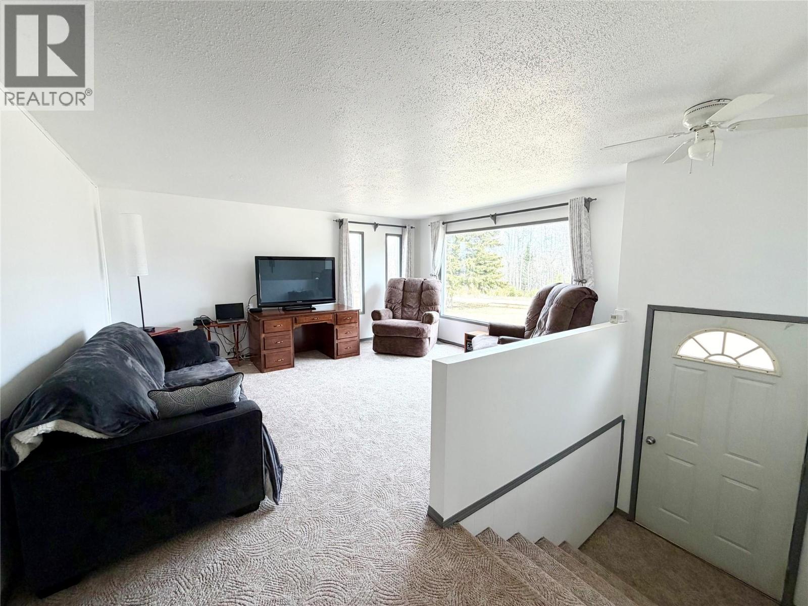 16589 203 Road, Dawson Creek, British Columbia  V0C 2L0 - Photo 9 - 10385971