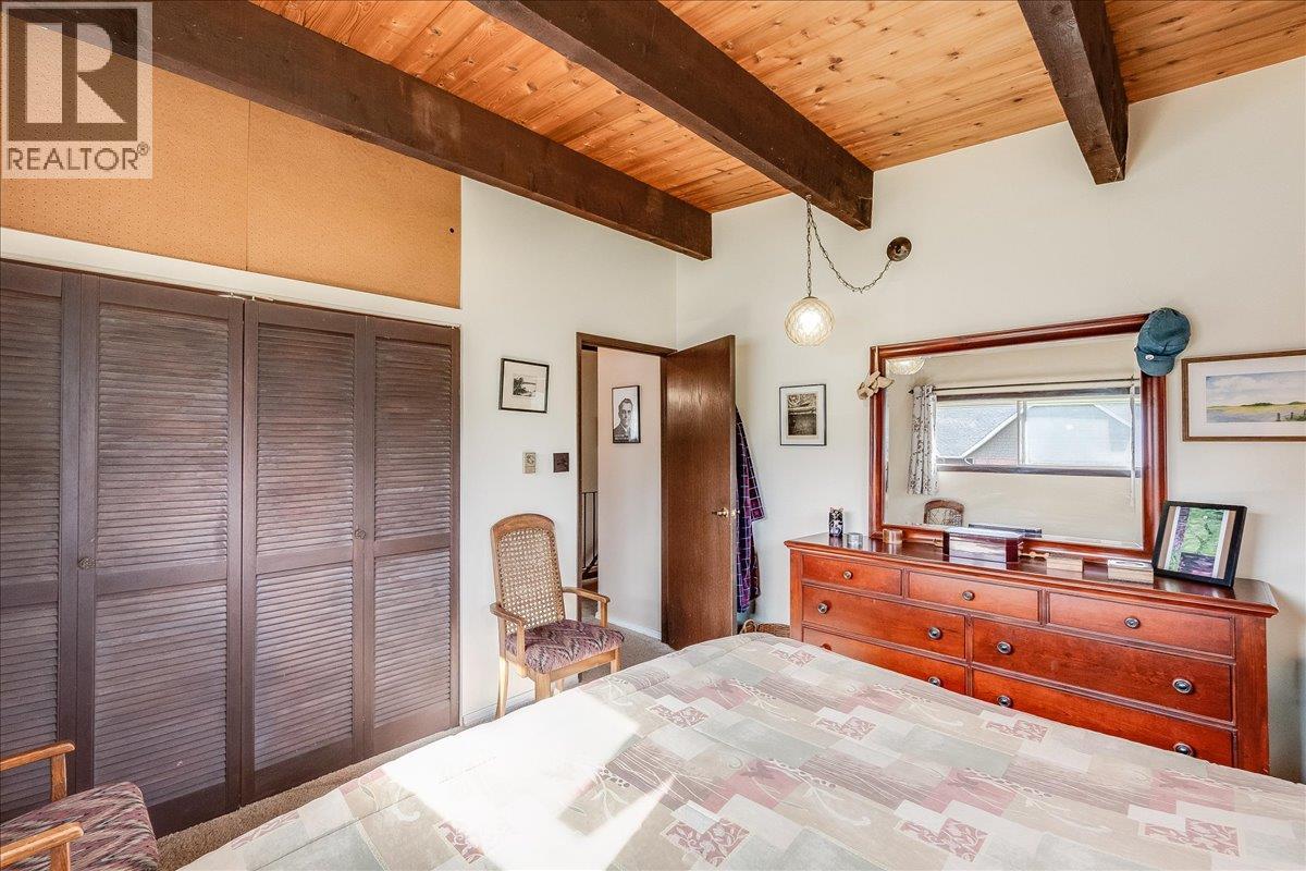 2641 4th Avenue, Castlegar, British Columbia  V1N 2S1 - Photo 21 - 10385830