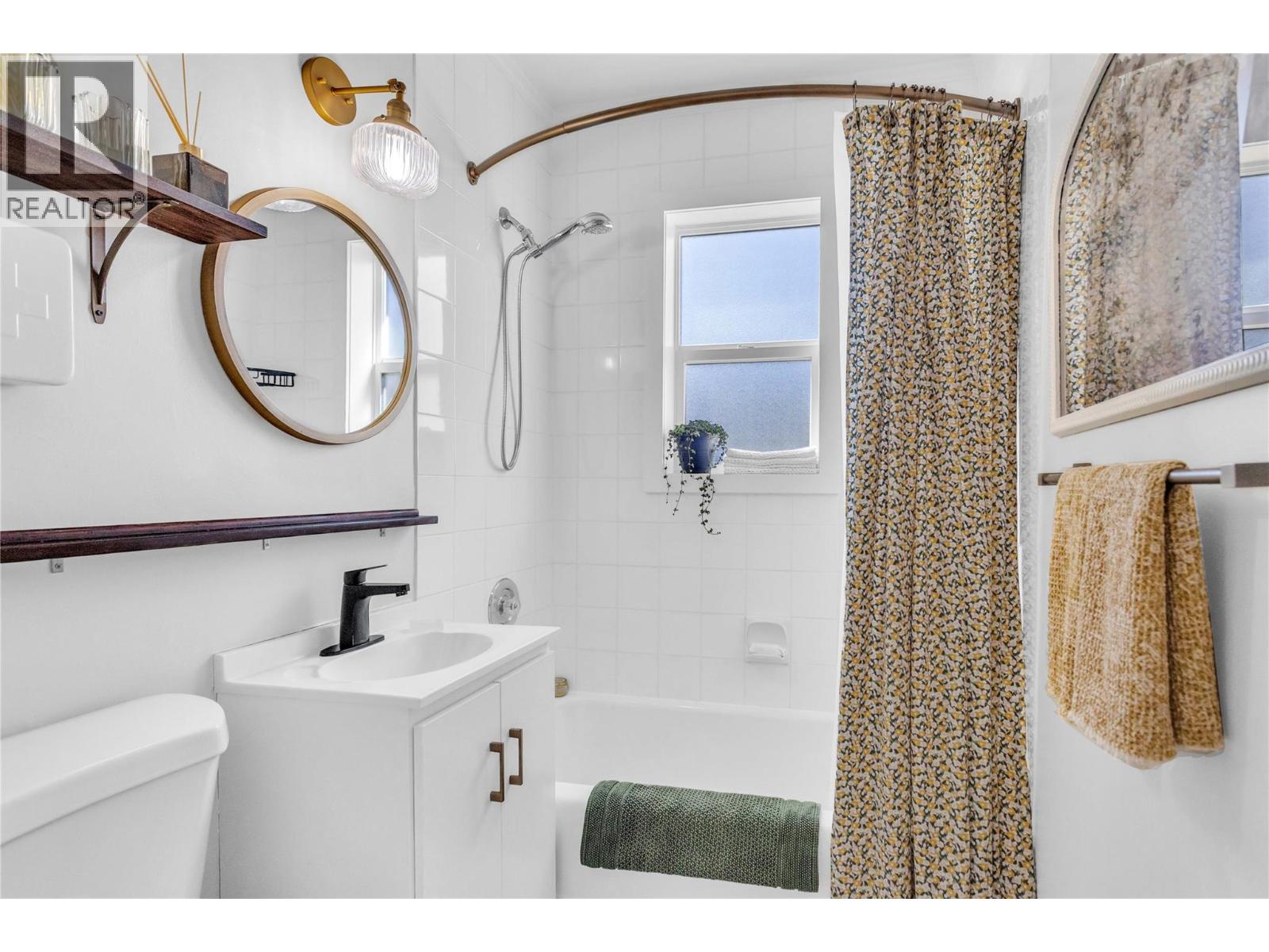 1347 Highland Drive S, Kelowna, British Columbia  V1Y 3V9 - Photo 18 - 10383532