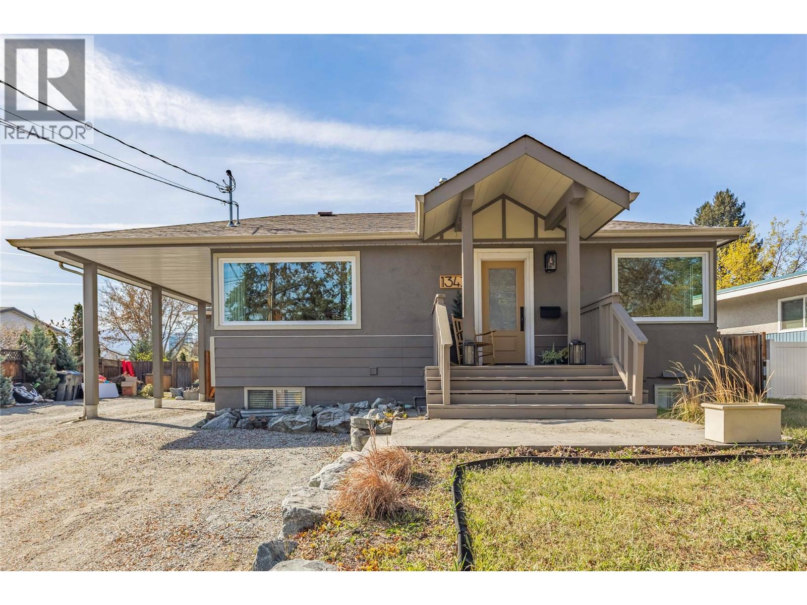 1347 Highland Drive S, Kelowna, British Columbia  V1Y 3V9 - Photo 2 - 10383532