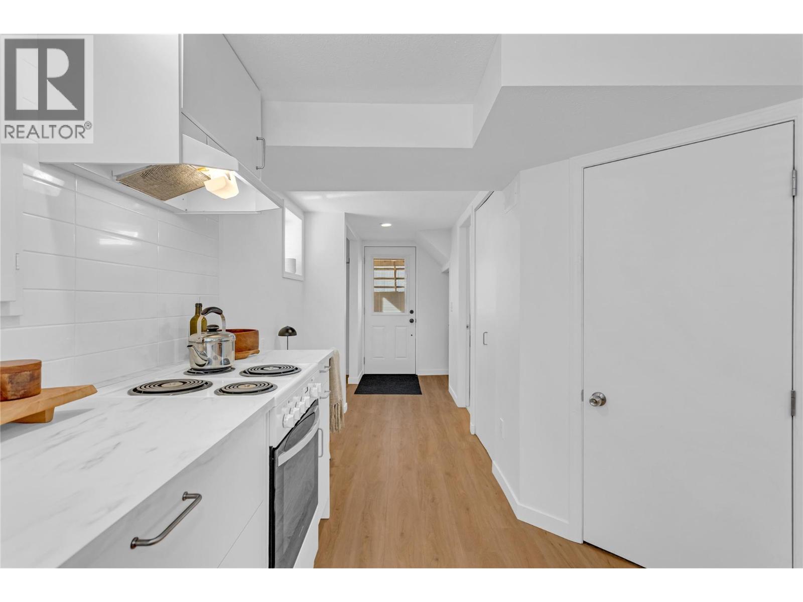 1347 Highland Drive S, Kelowna, British Columbia  V1Y 3V9 - Photo 31 - 10383532