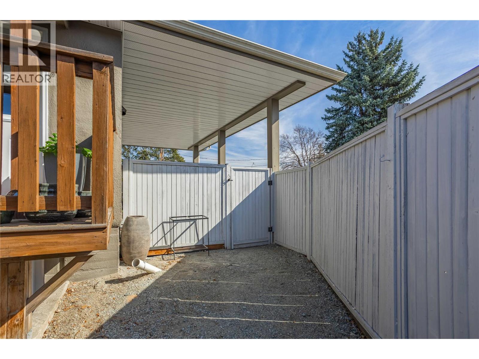 1347 Highland Drive S, Kelowna, British Columbia  V1Y 3V9 - Photo 41 - 10383532