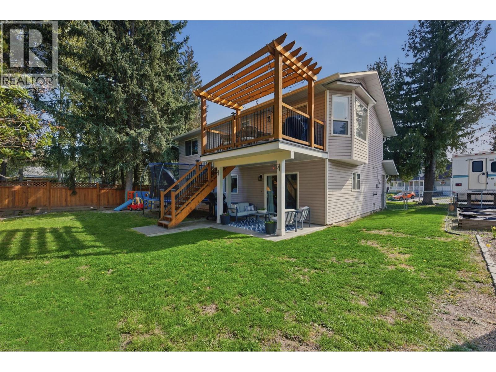 2239 Linea Crescent, Lumby, British Columbia  V0E 2G0 - Photo 16 - 10385866