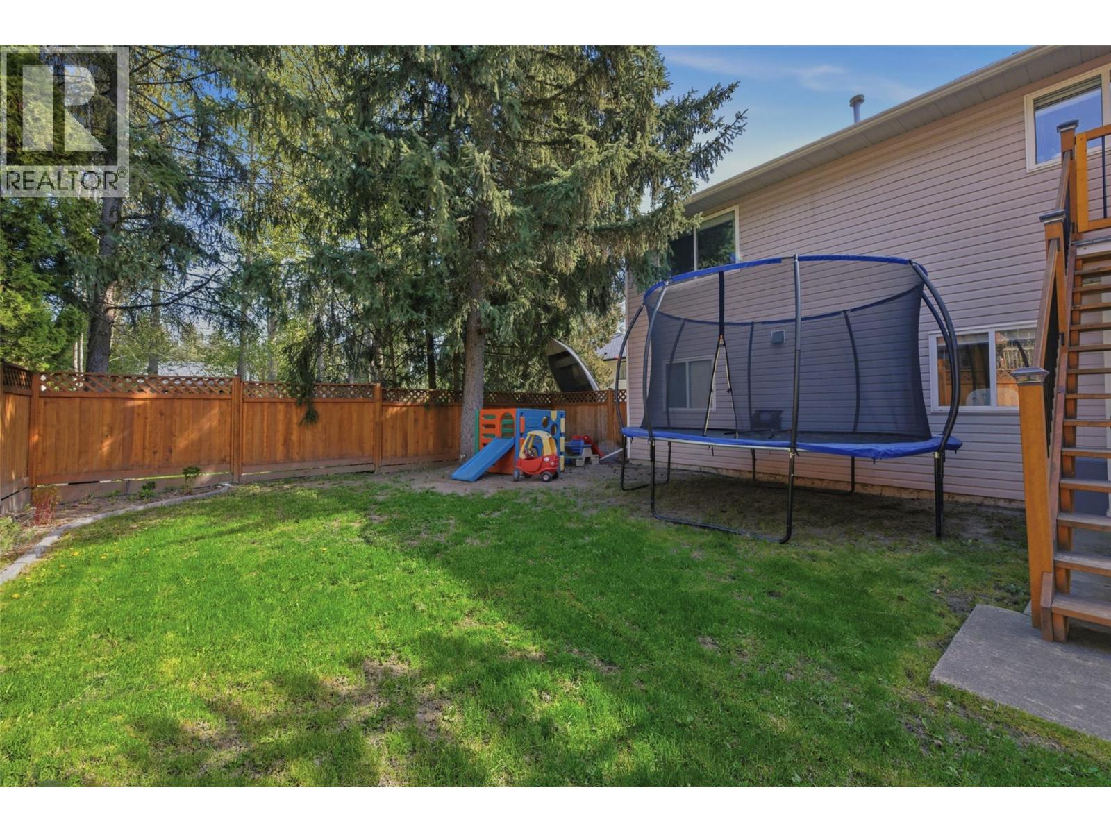 2239 Linea Crescent, Lumby, British Columbia  V0E 2G0 - Photo 17 - 10385866