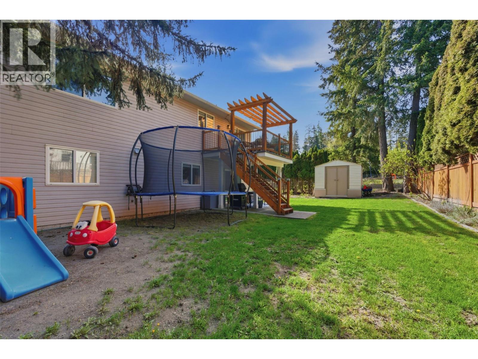2239 Linea Crescent, Lumby, British Columbia  V0E 2G0 - Photo 18 - 10385866