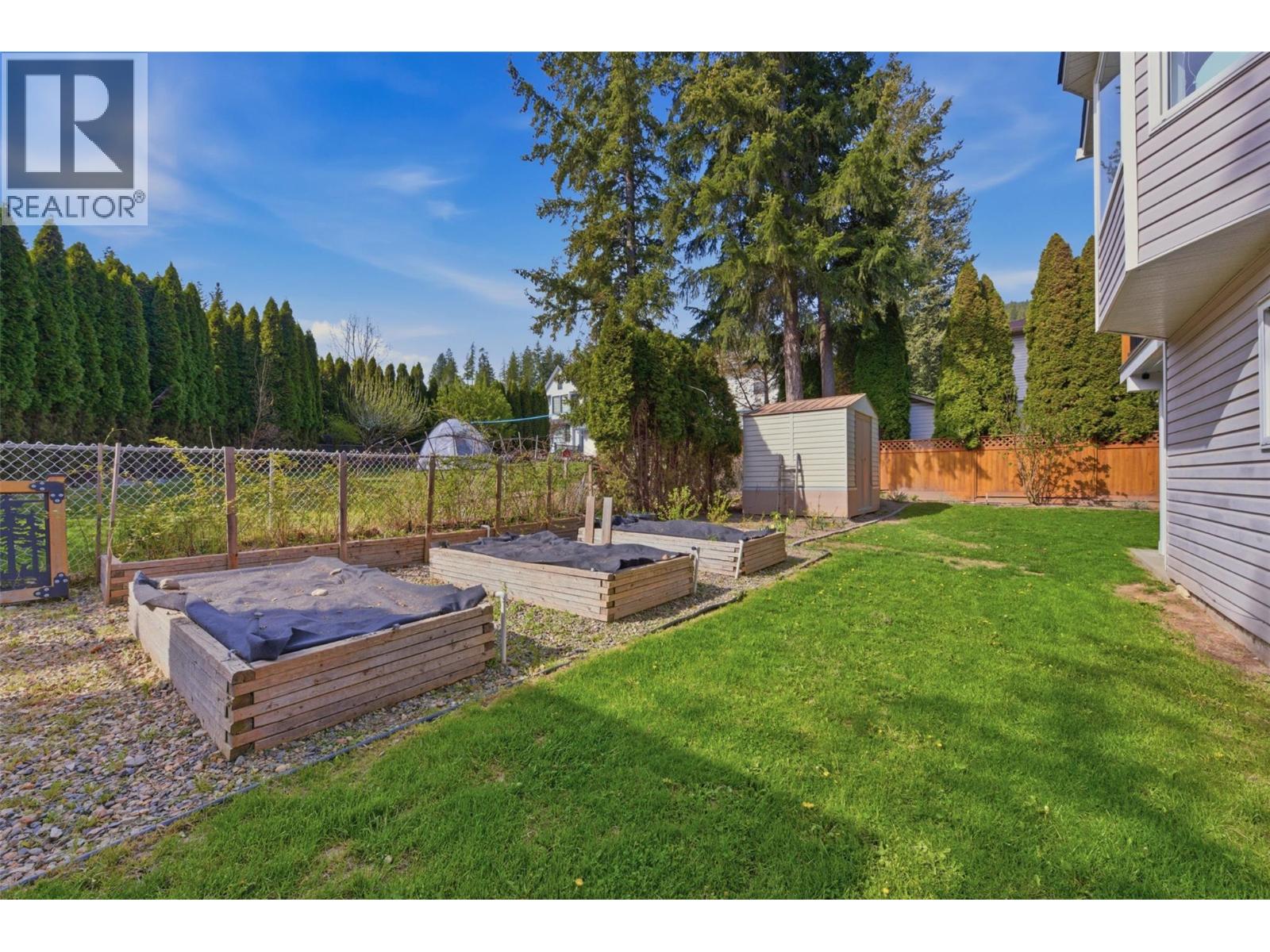 2239 Linea Crescent, Lumby, British Columbia  V0E 2G0 - Photo 20 - 10385866