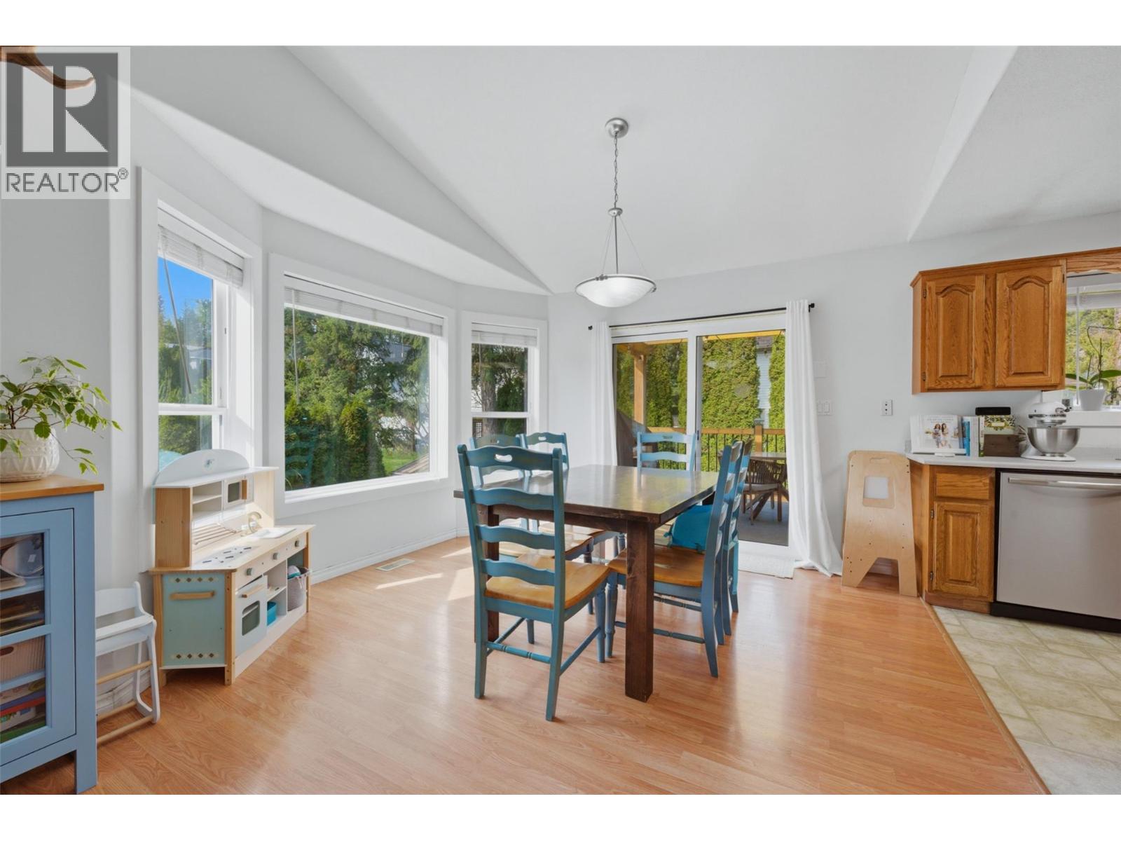 2239 Linea Crescent, Lumby, British Columbia  V0E 2G0 - Photo 27 - 10385866