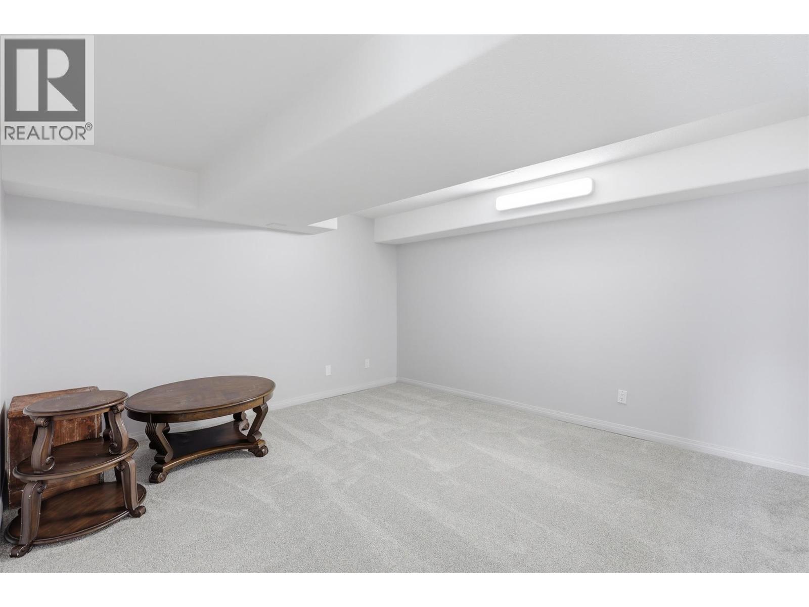 3335 Shuswap Road, Kamloops, British Columbia  V2H 1T2 - Photo 44 - 10385955
