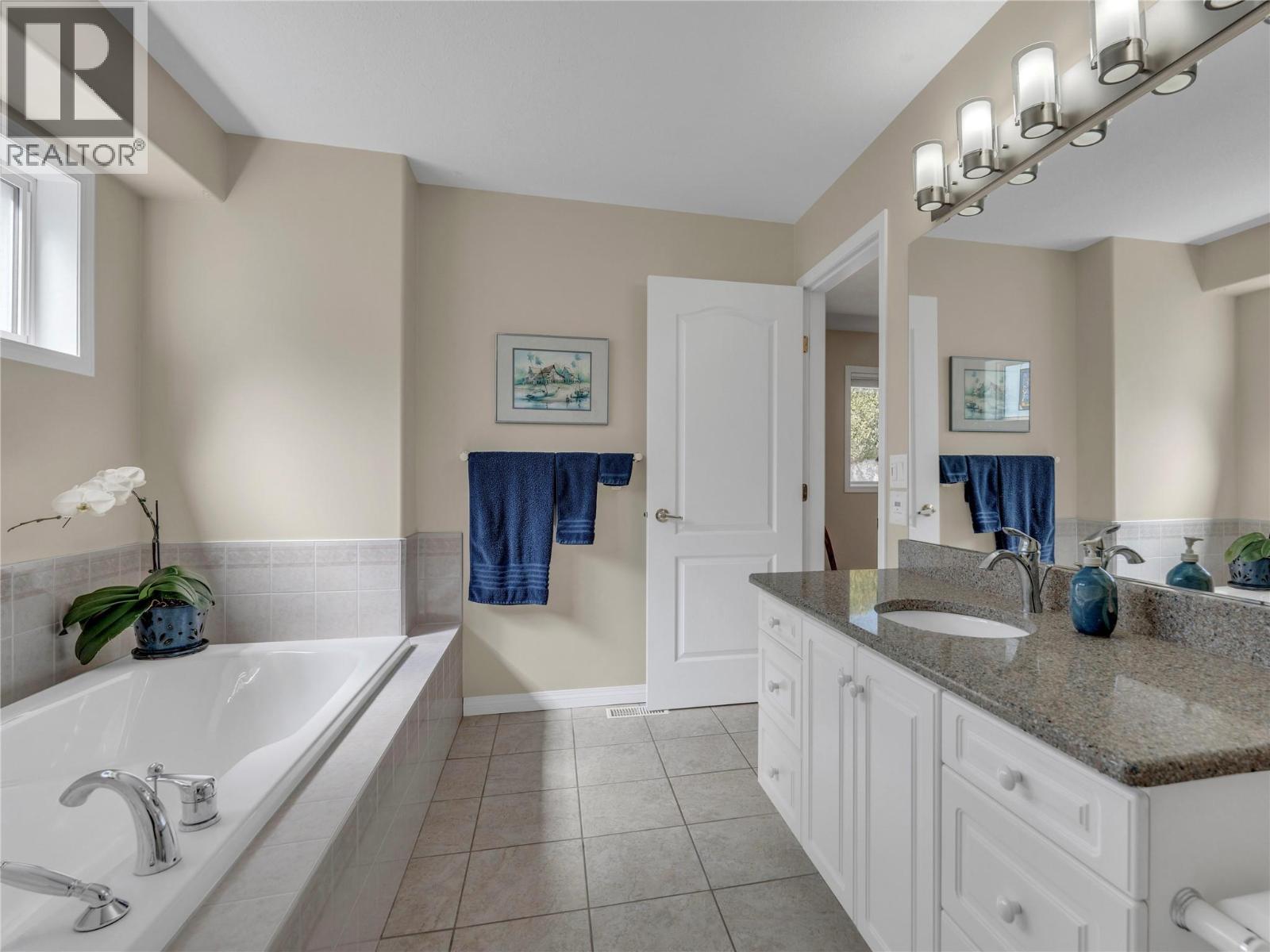 443 Ridge Place, Penticton, British Columbia  V2A 8N7 - Photo 20 - 10382960