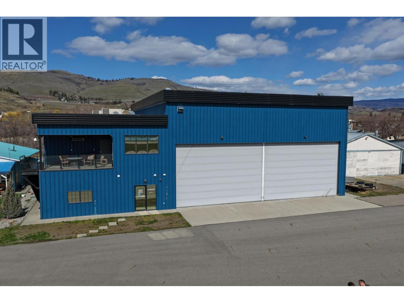 6200 Tronson Road, Vernon, British Columbia  V1H 1N5 - Photo 2 - 10385576