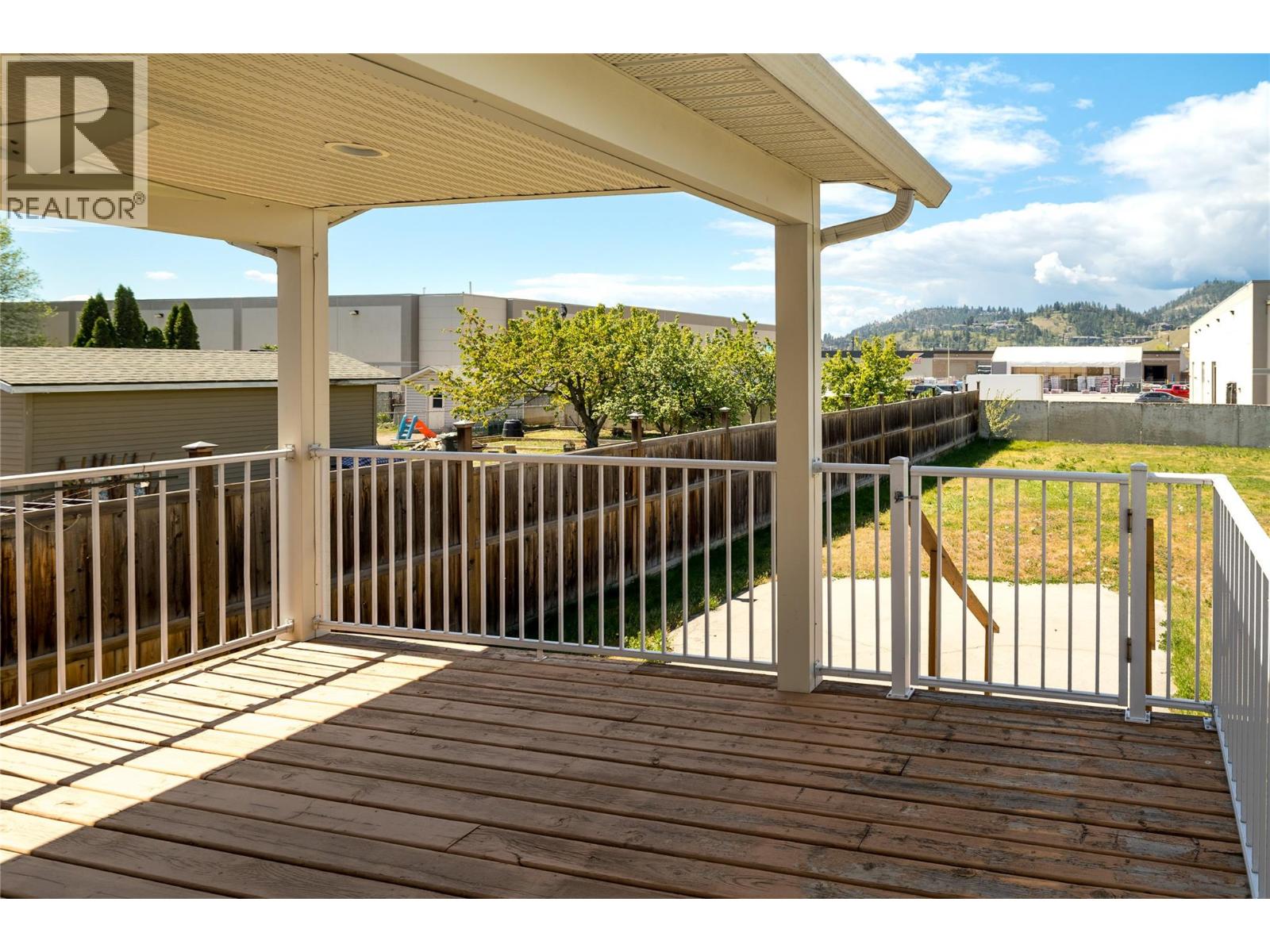 940 Mayfair Road, Kelowna, British Columbia  V1X 5G8 - Photo 8 - 10384512