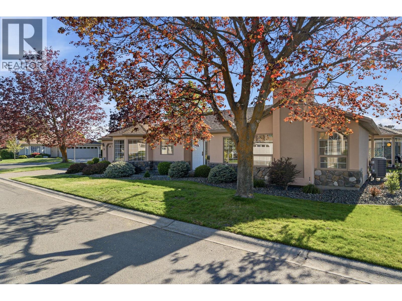 1201 Cameron Avenue Unit# 36, Kelowna, British Columbia  V1W 3R7 - Photo 3 - 10385826