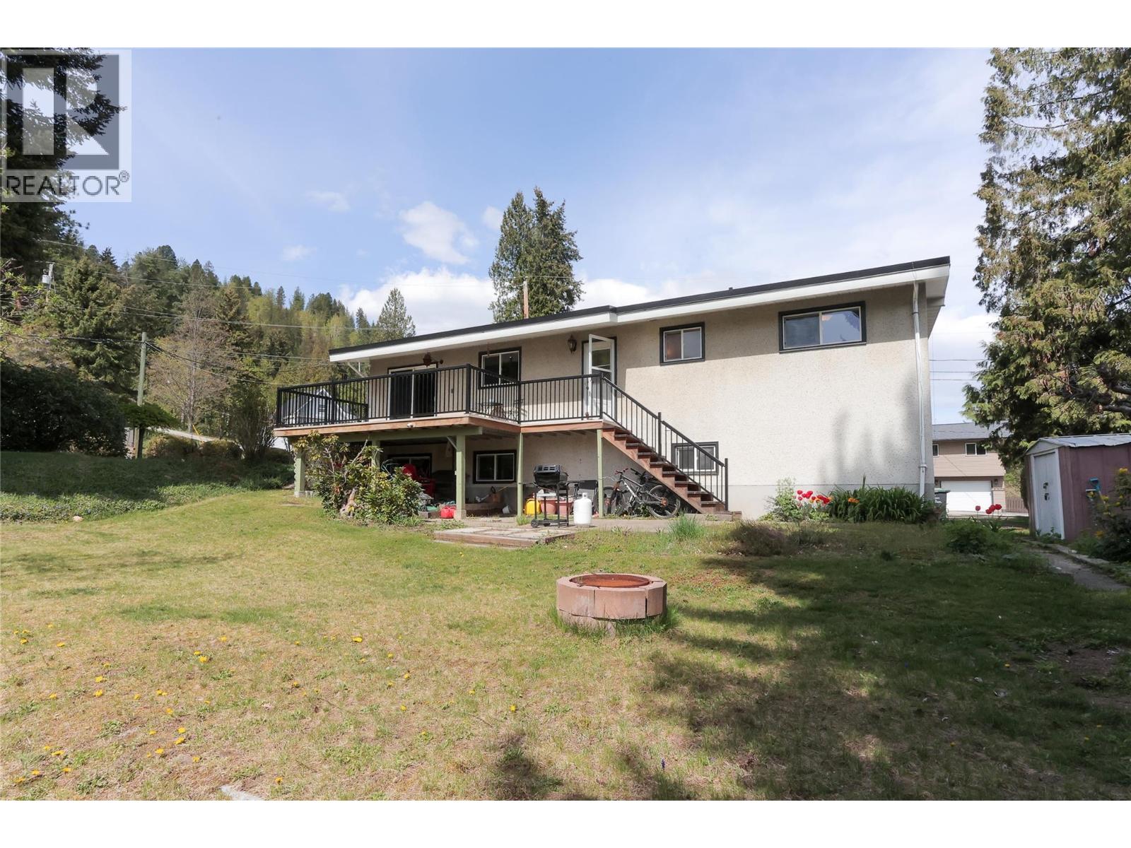 729 Lynnwood Crescent, Castlegar, British Columbia  V1N 1E4 - Photo 34 - 10384852