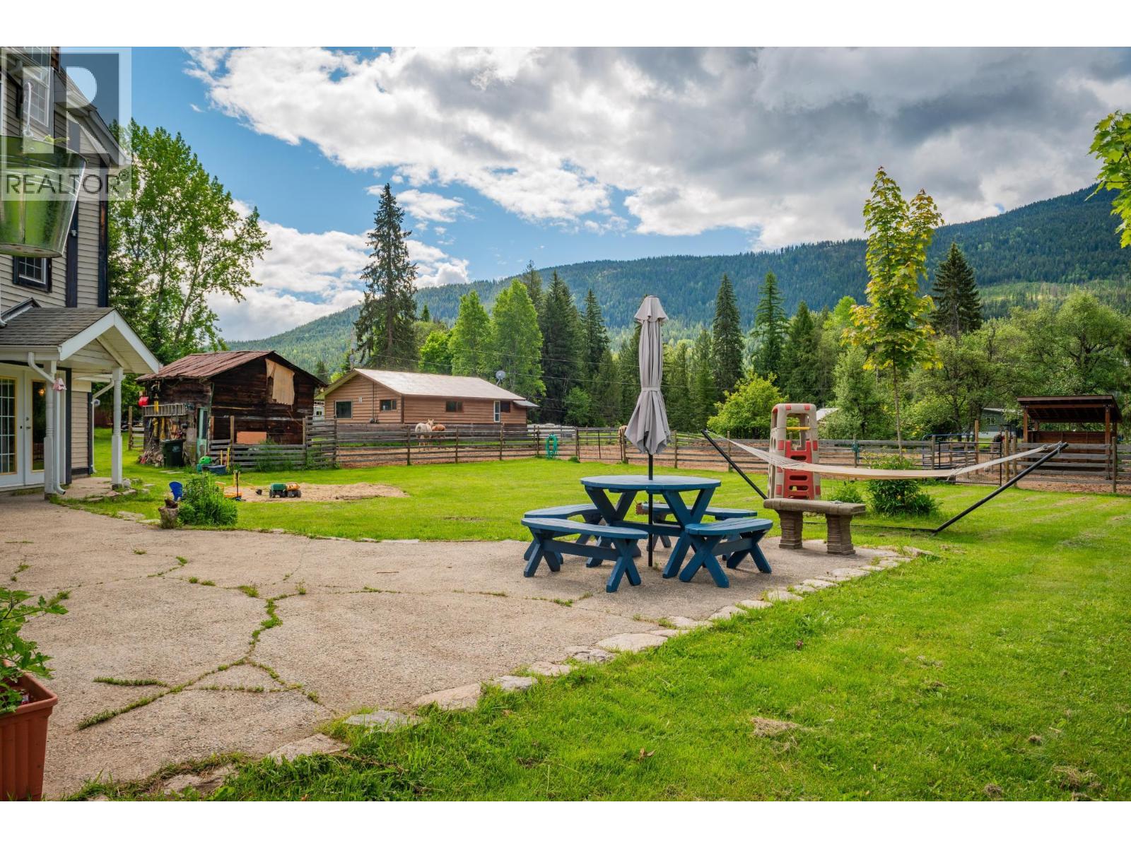 3452 Cemetery Road, Krestova, British Columbia  V0G 1H2 - Photo 42 - 10385793