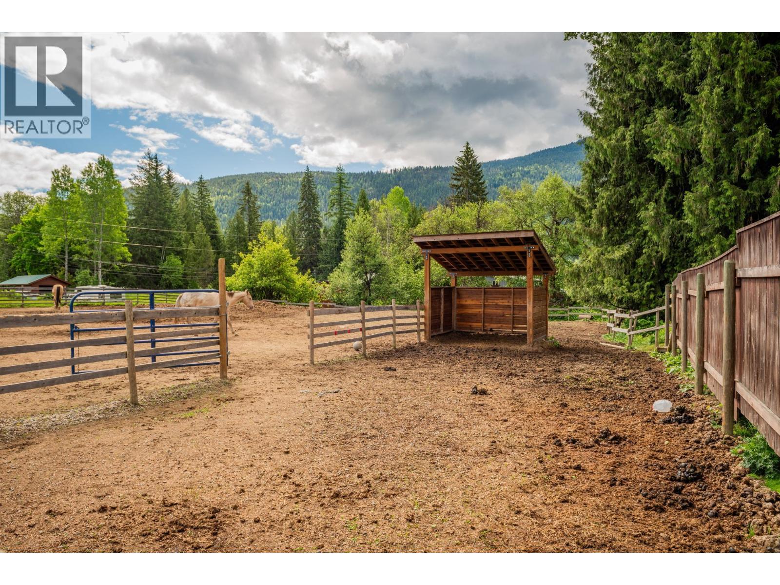 3452 Cemetery Road, Krestova, British Columbia  V0G 1H2 - Photo 45 - 10385793