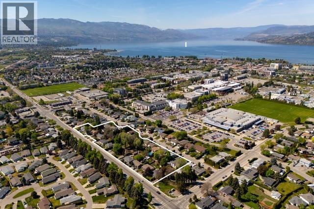 2913 Bouvette Street, Kelowna, British Columbia  V1Y 3K5 - Photo 3 - 10385620